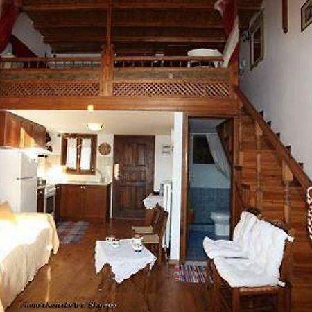 Traditional Studio Skyros Exterior foto